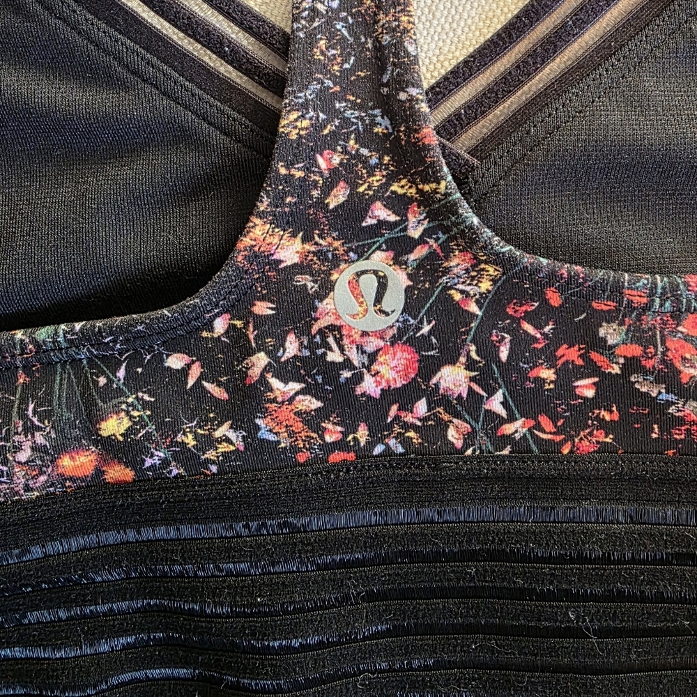 Lululemon Flowerescent Find Focus Bra - Picture 5 of 8